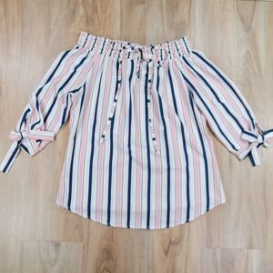 🔹️Linda Cream Off Shoulder Striped Blouse w/Tied Cuffs Small